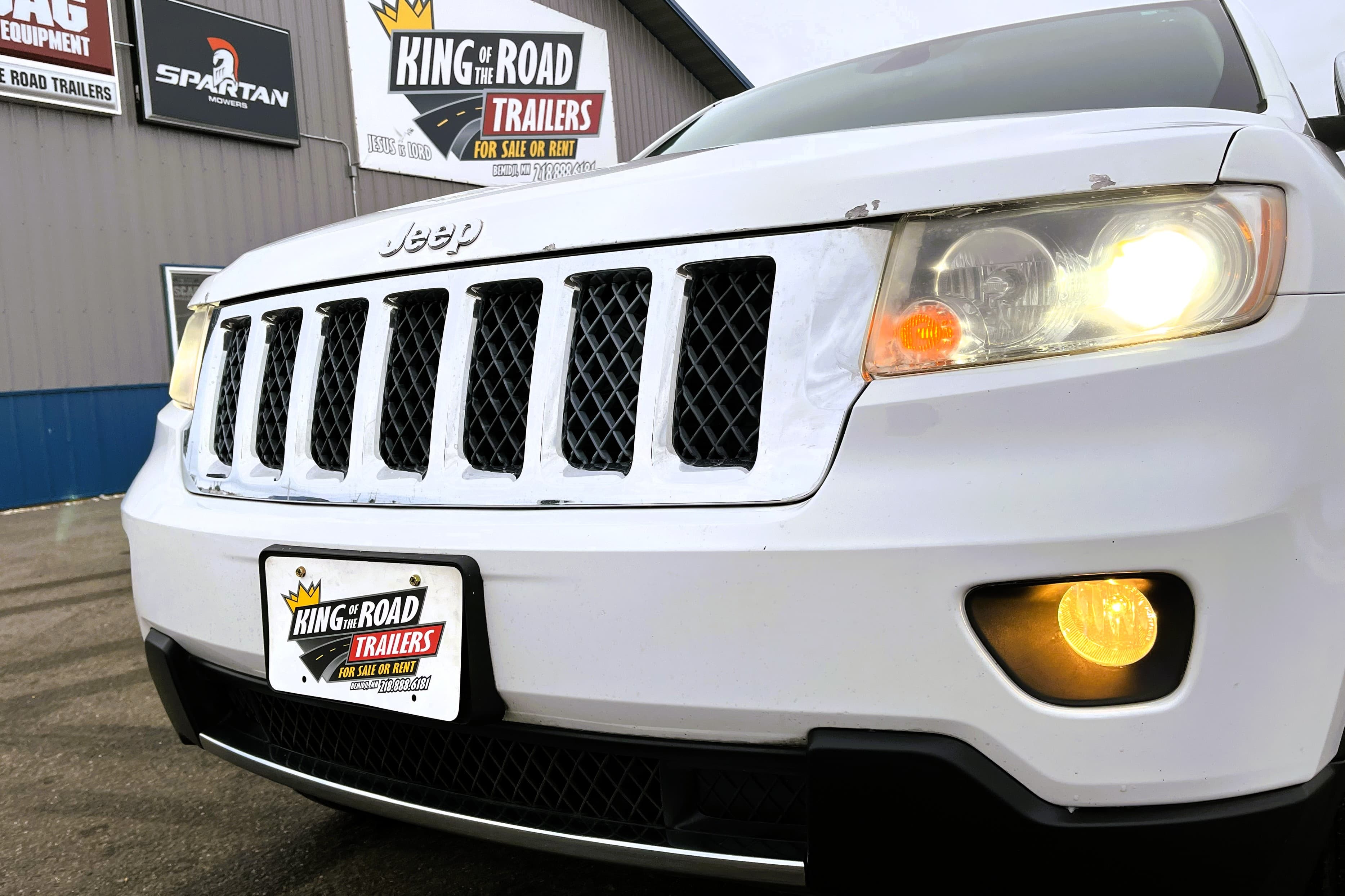 2013 Jeep Grand Cherokee  view 12