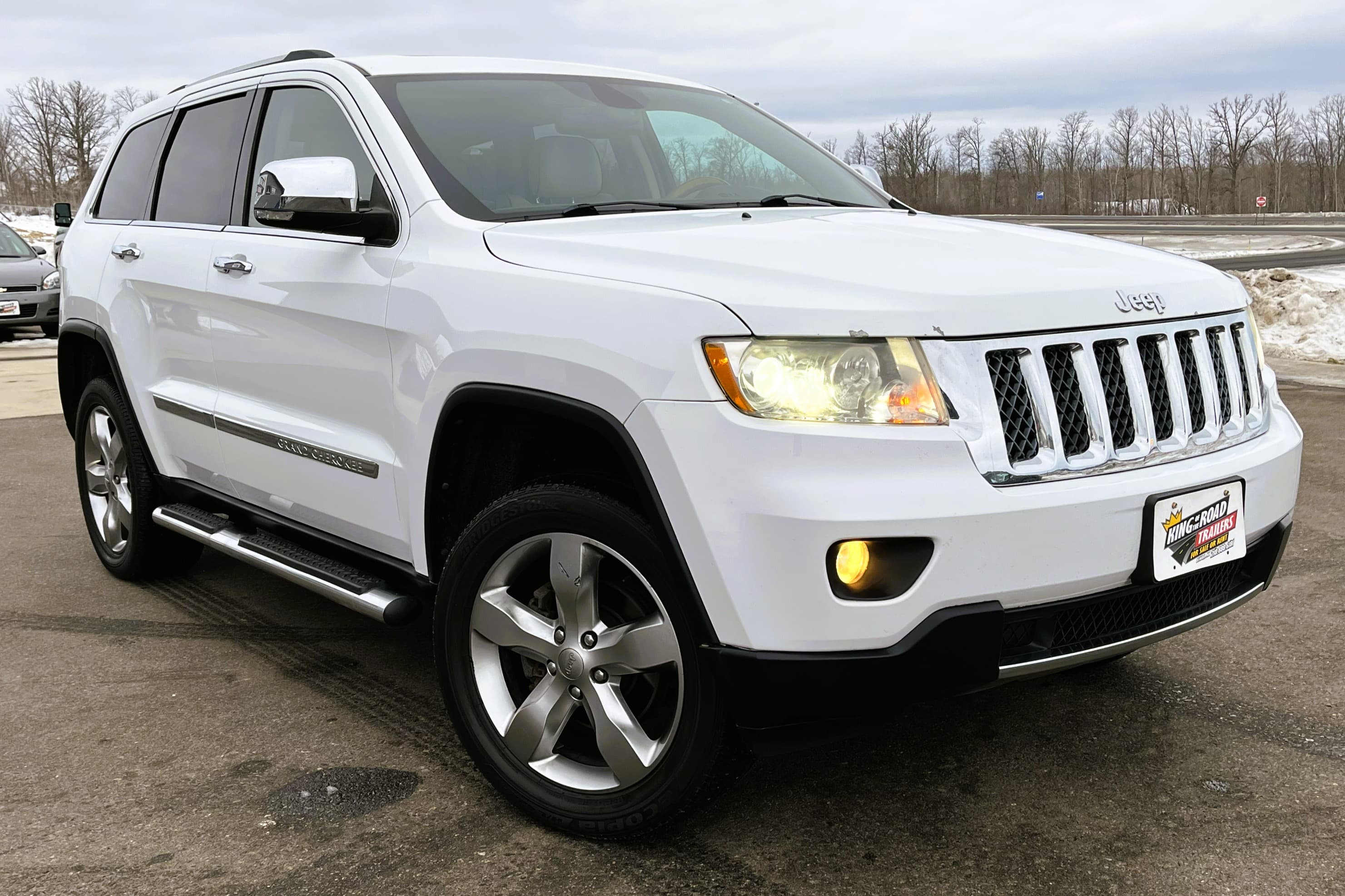 2013 Jeep Grand Cherokee  view 2