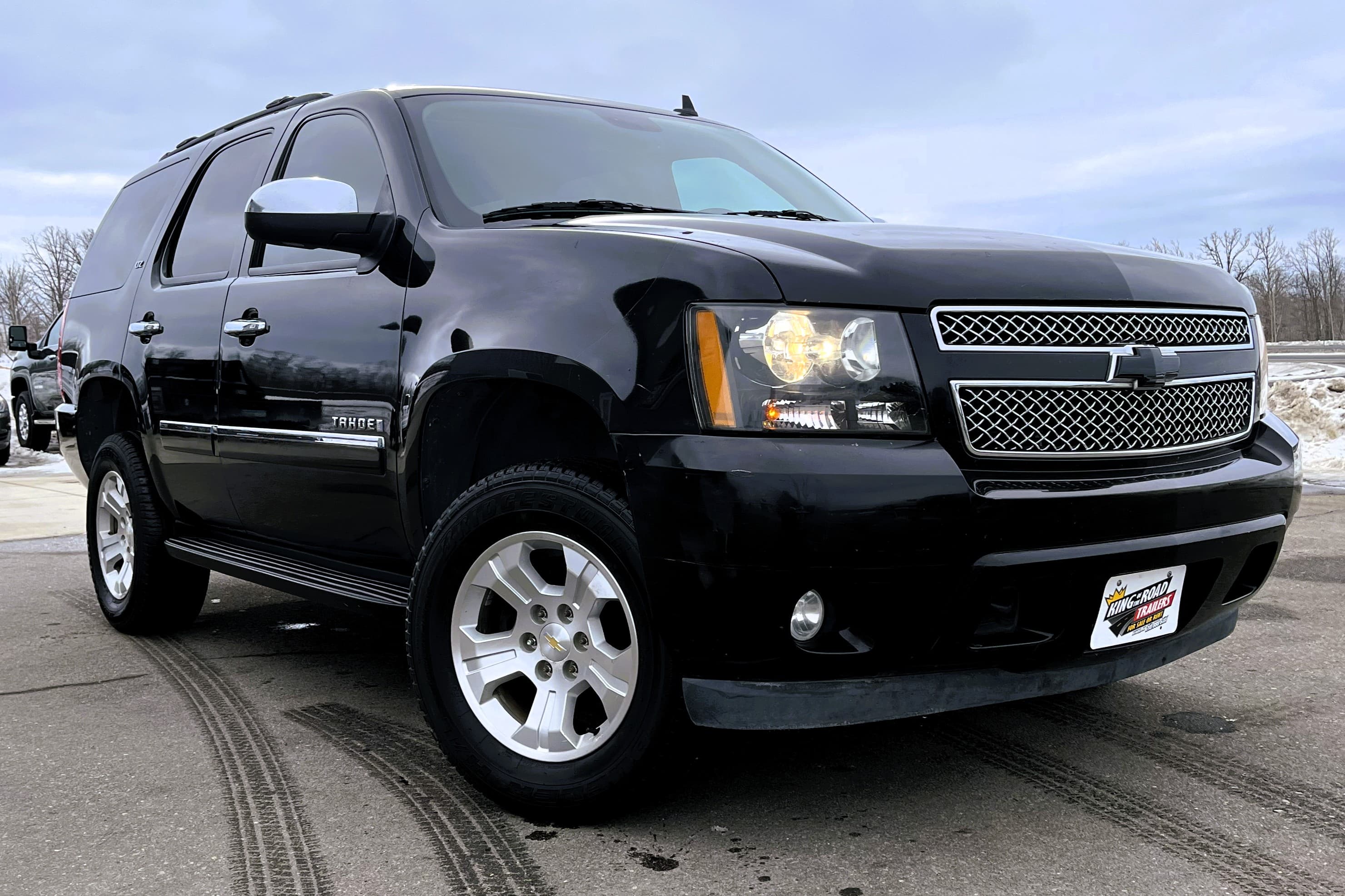 2009 Chevrolet  Tahoe view 2