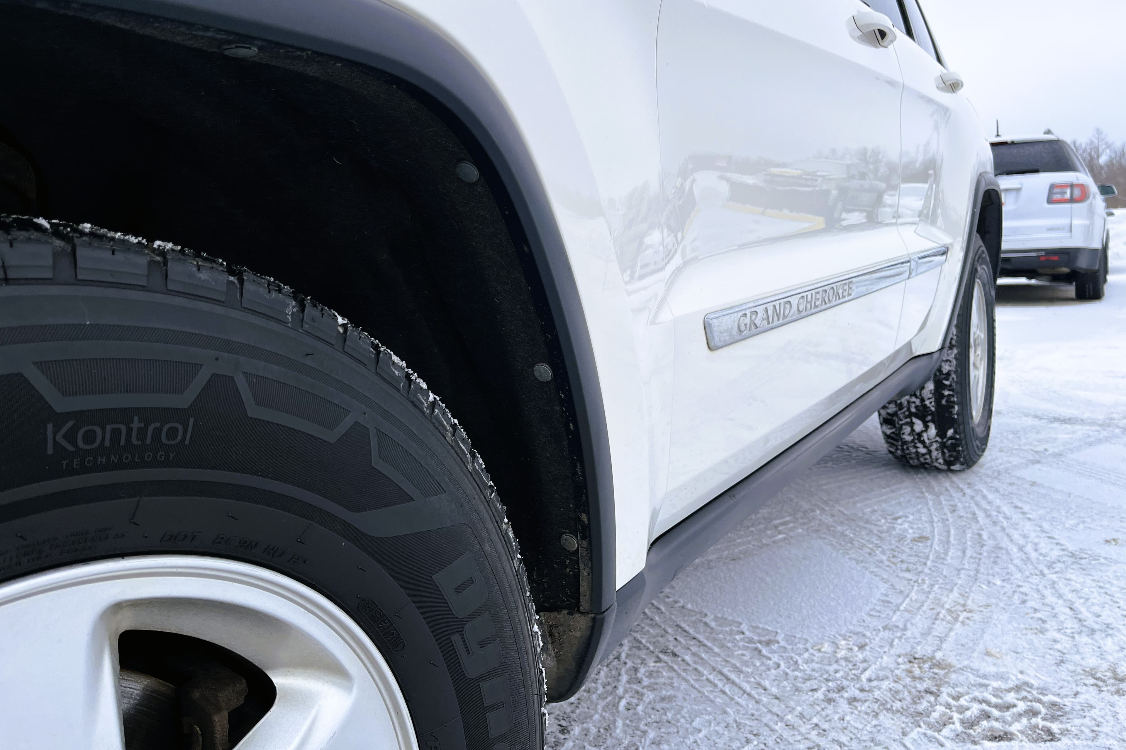 2012 Jeep  Grand Cherokee  view 4