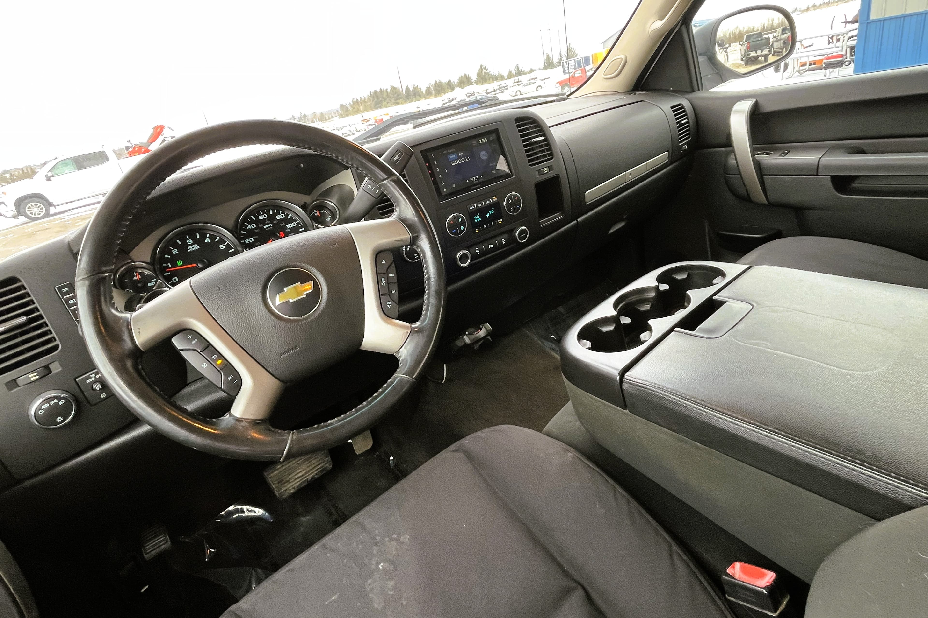 2012 Chevrolet  Silverado view 15
