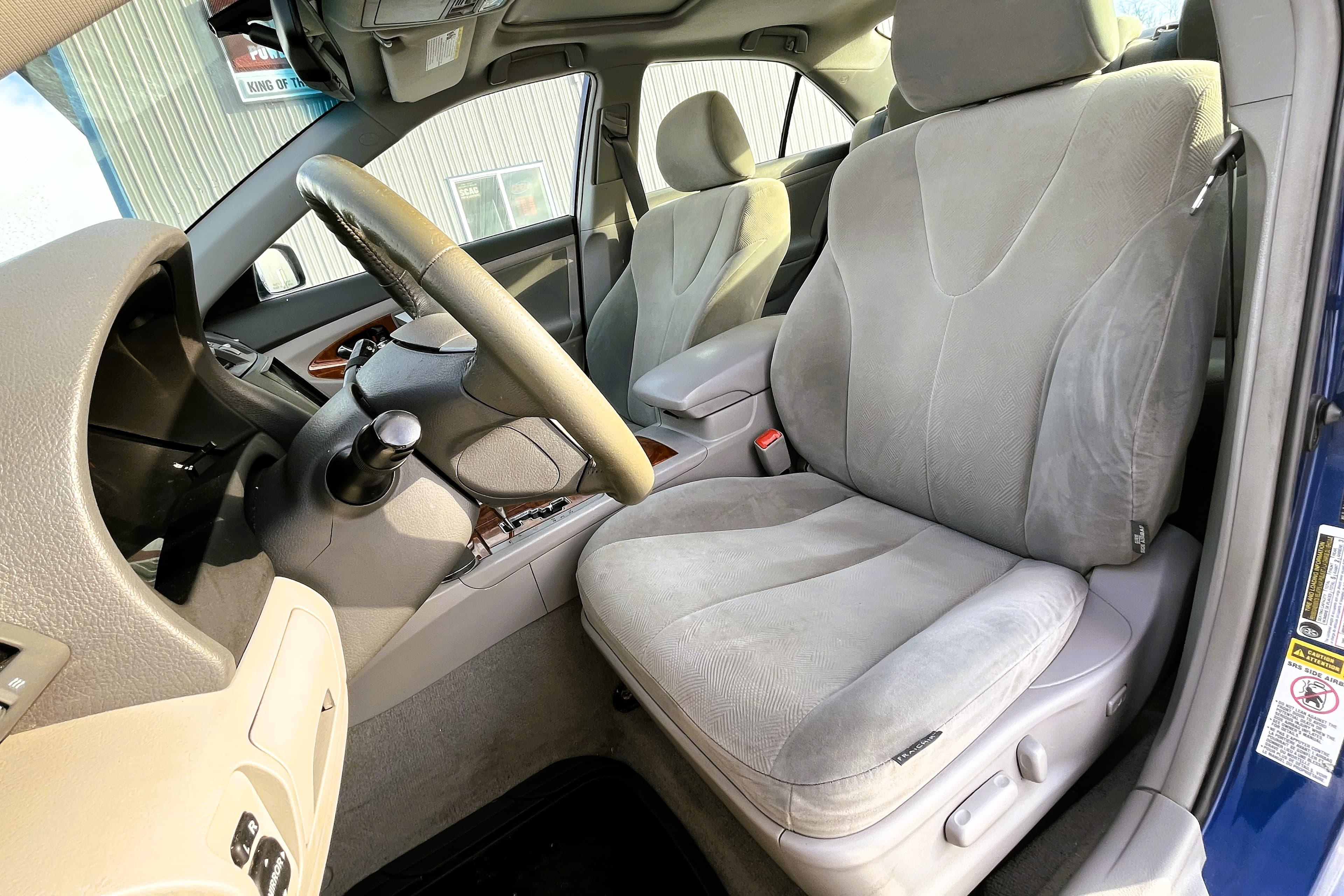 2009 Toyota  Camry view 12