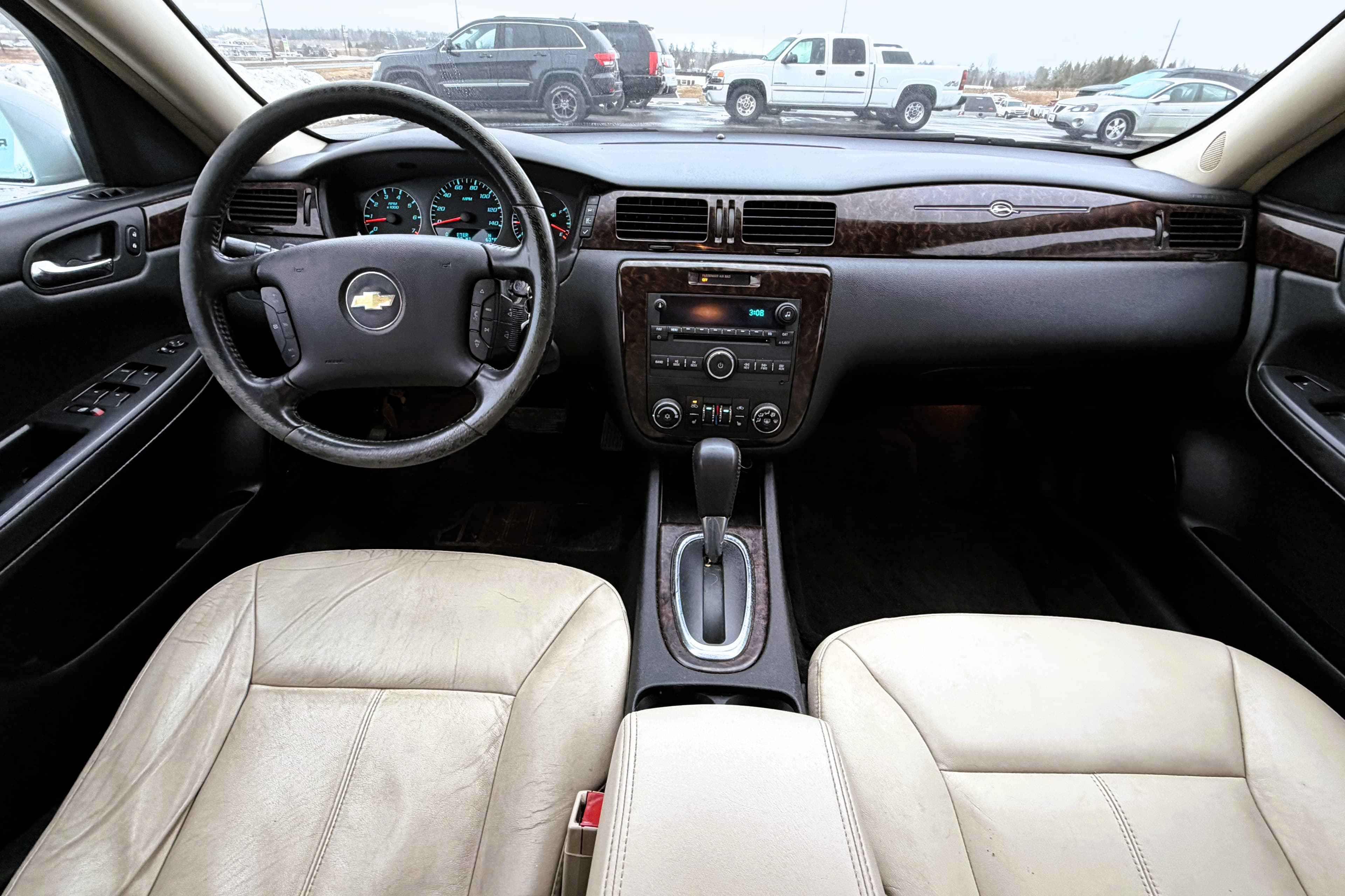 2012 Chevrolet Impala view 12