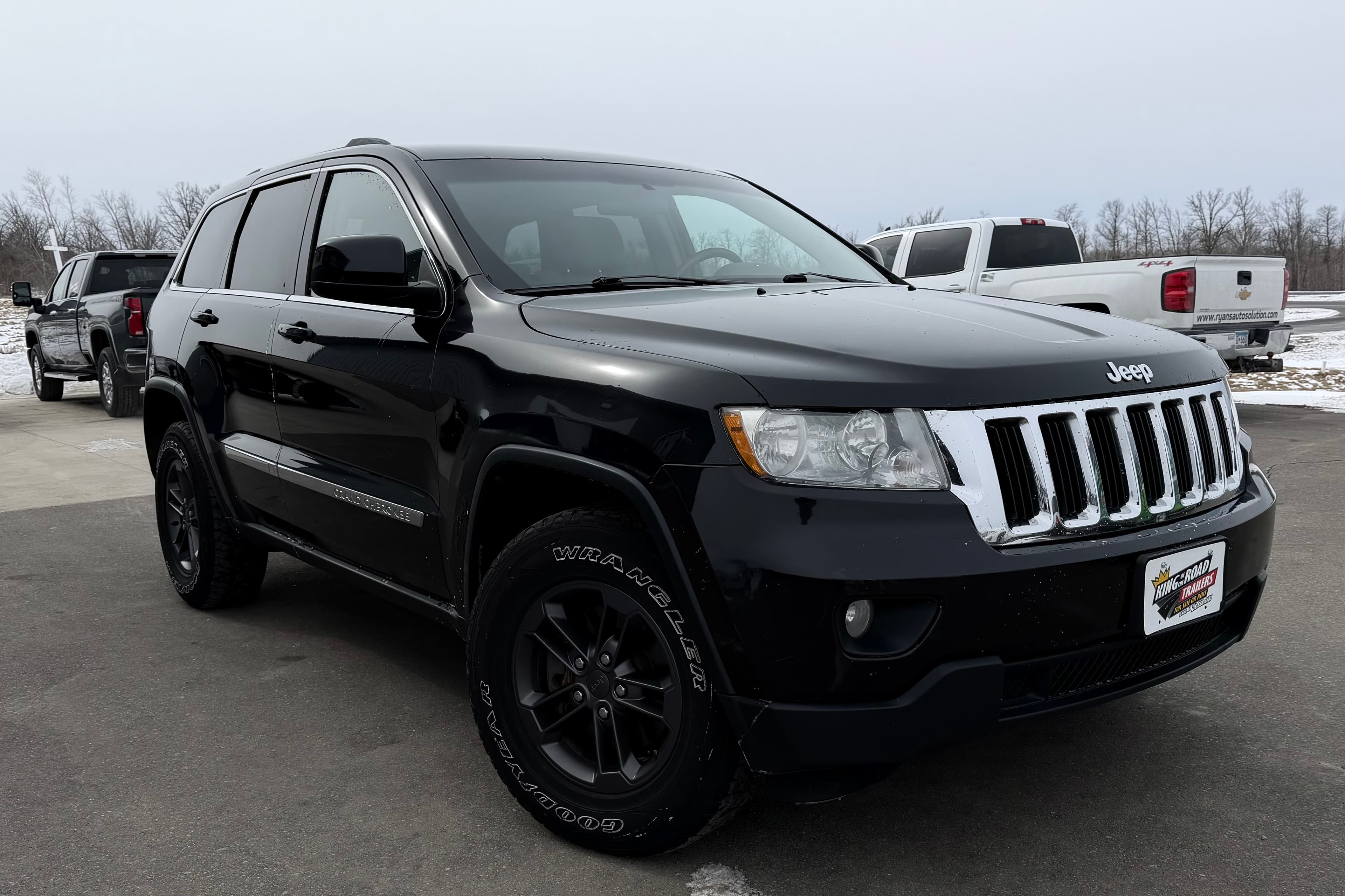 2012 Jeep Grand Cherokee  view 2