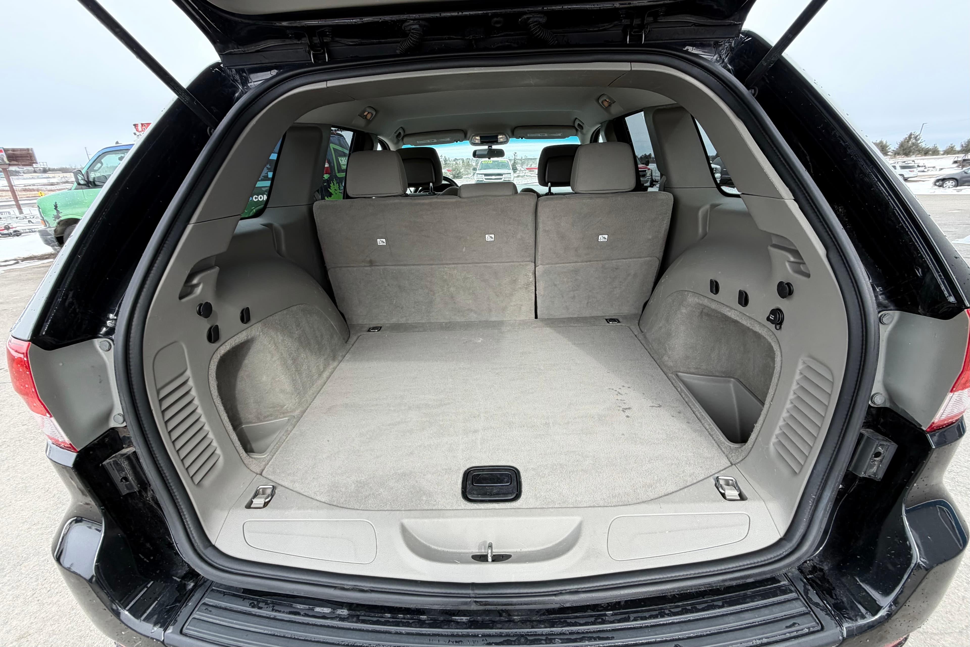 2012 Jeep Grand Cherokee  view 8