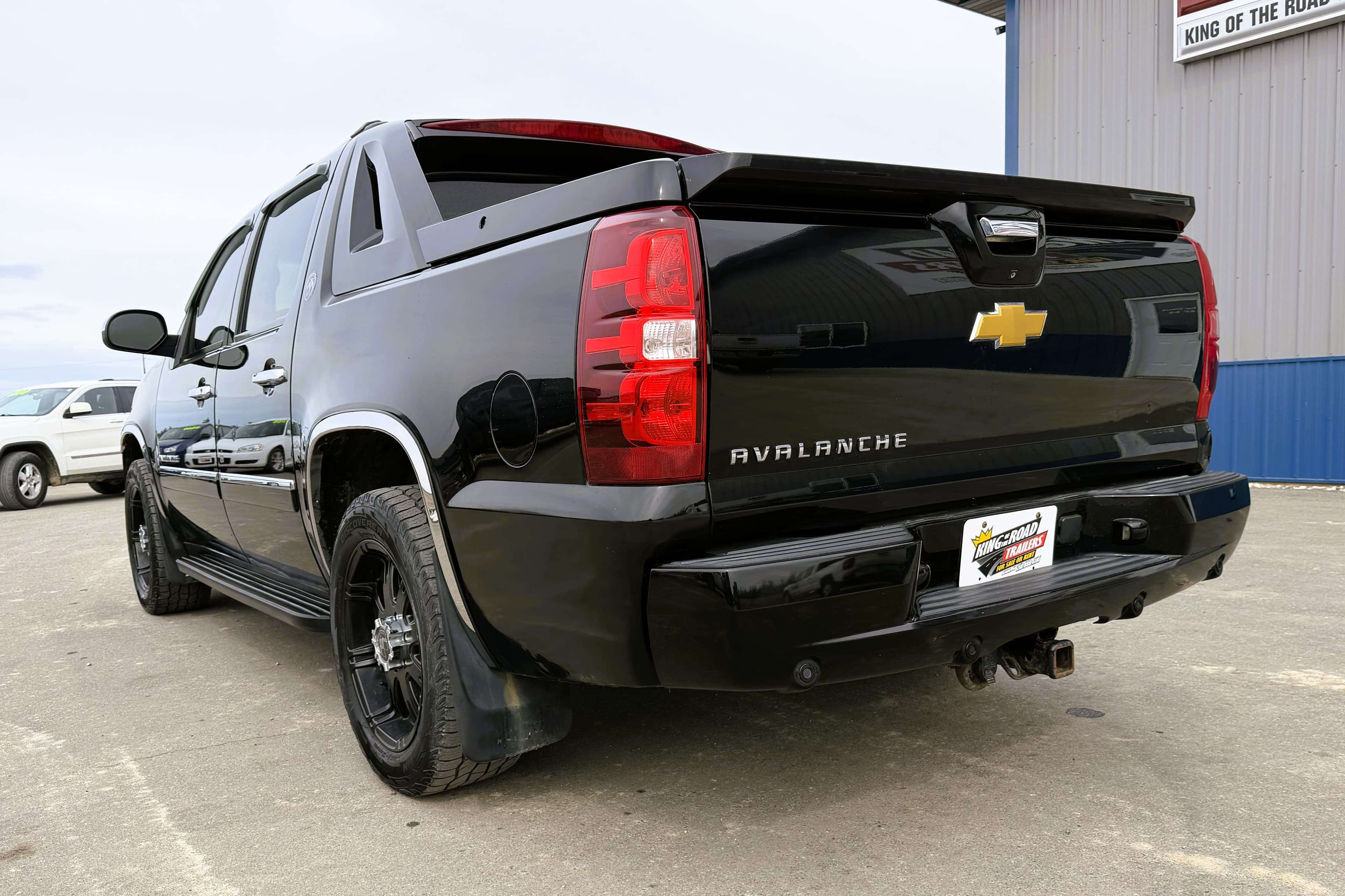 2013 Chevrolet Avalanche view 13