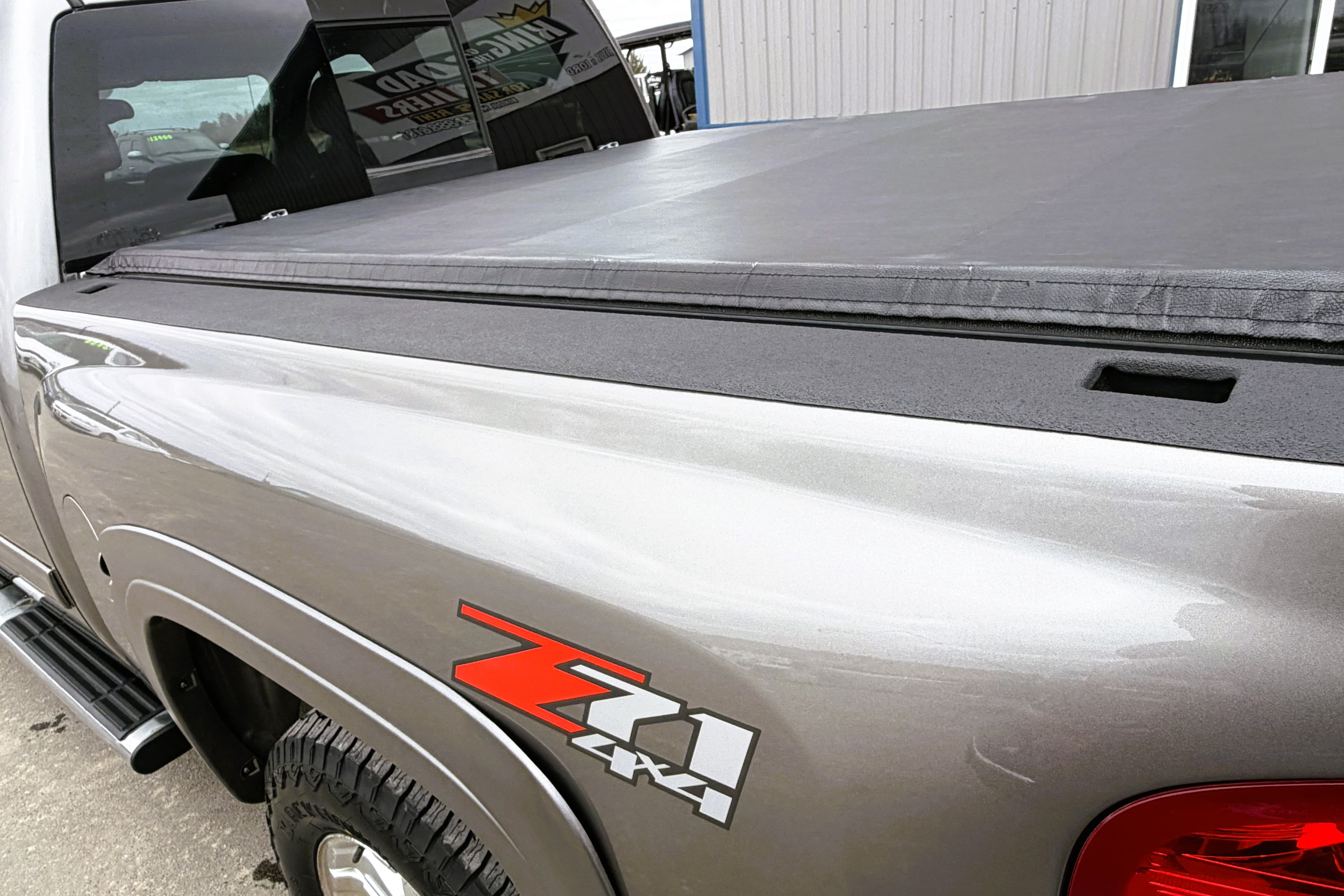 2013 Chevrolet Silverado 1500 view 12