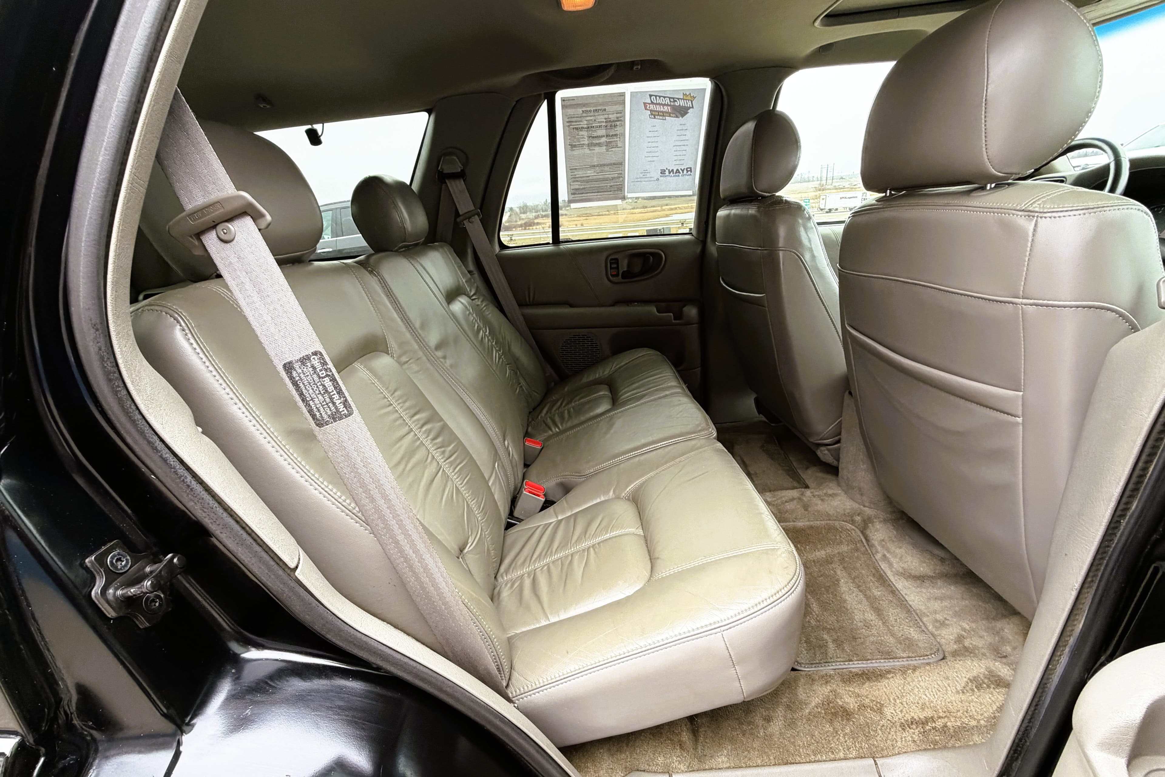 2001 Oldsmobile  Bravada  view 16
