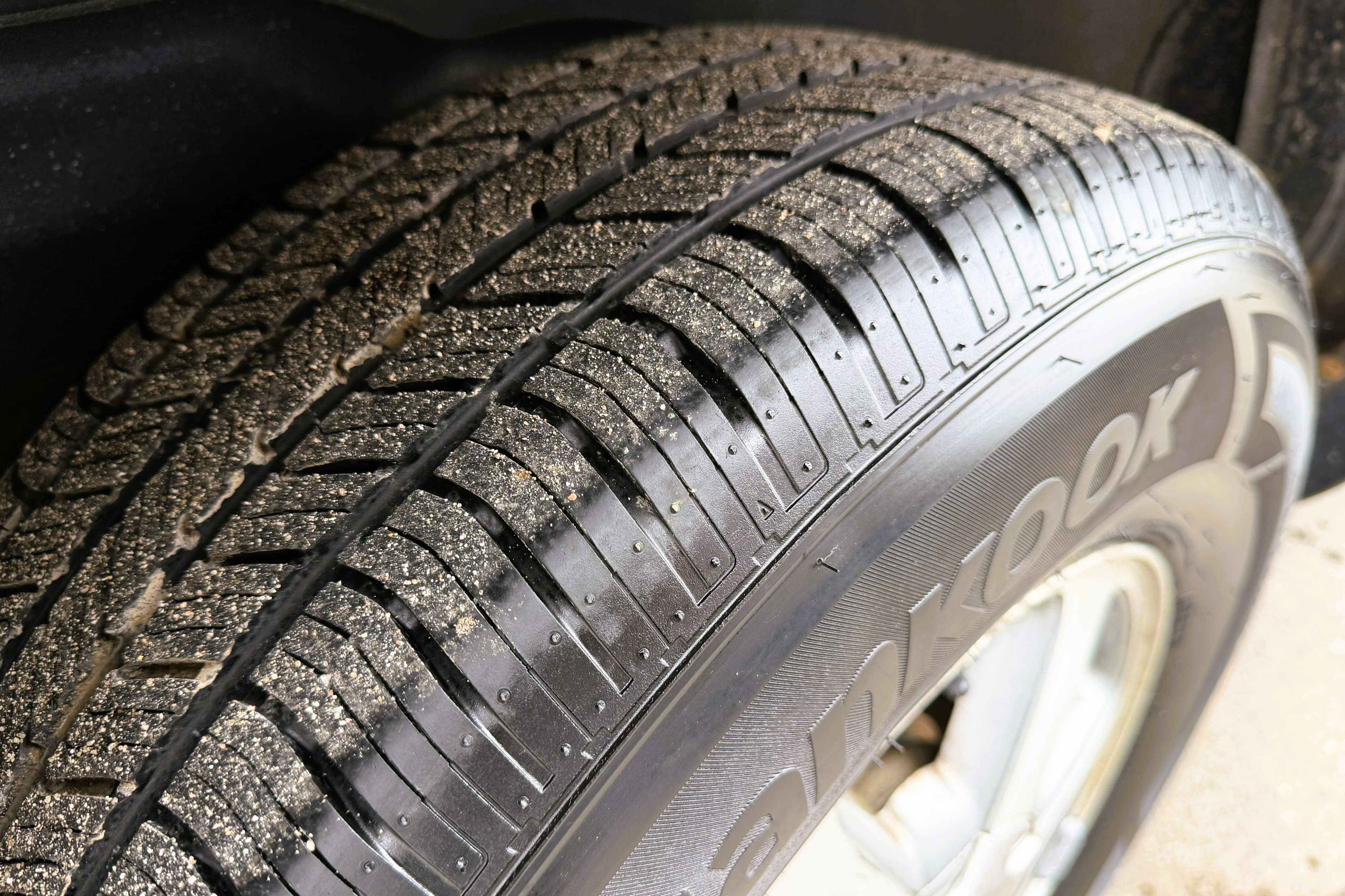 2001 Oldsmobile  Bravada  view 11