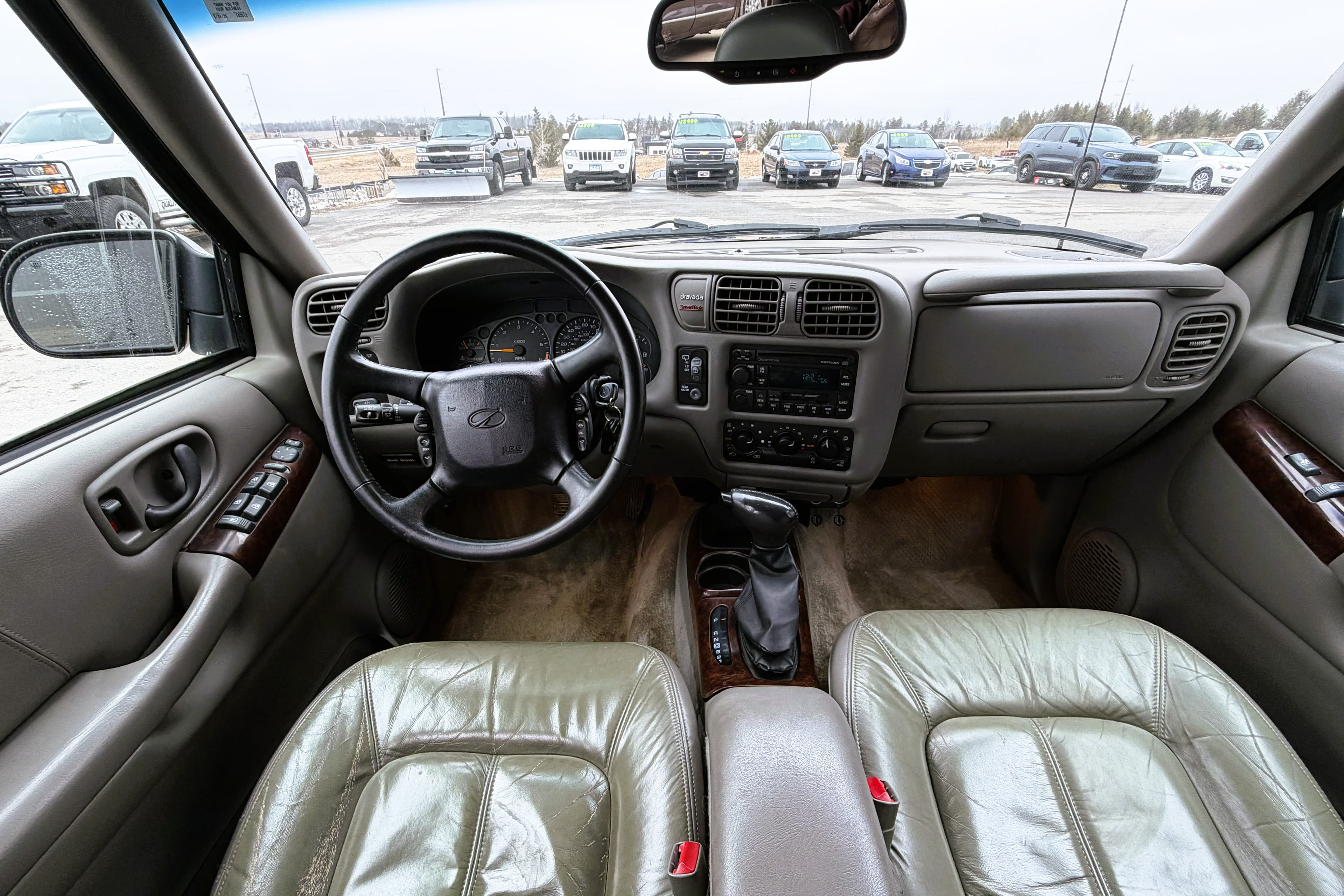 2001 Oldsmobile  Bravada  view 15