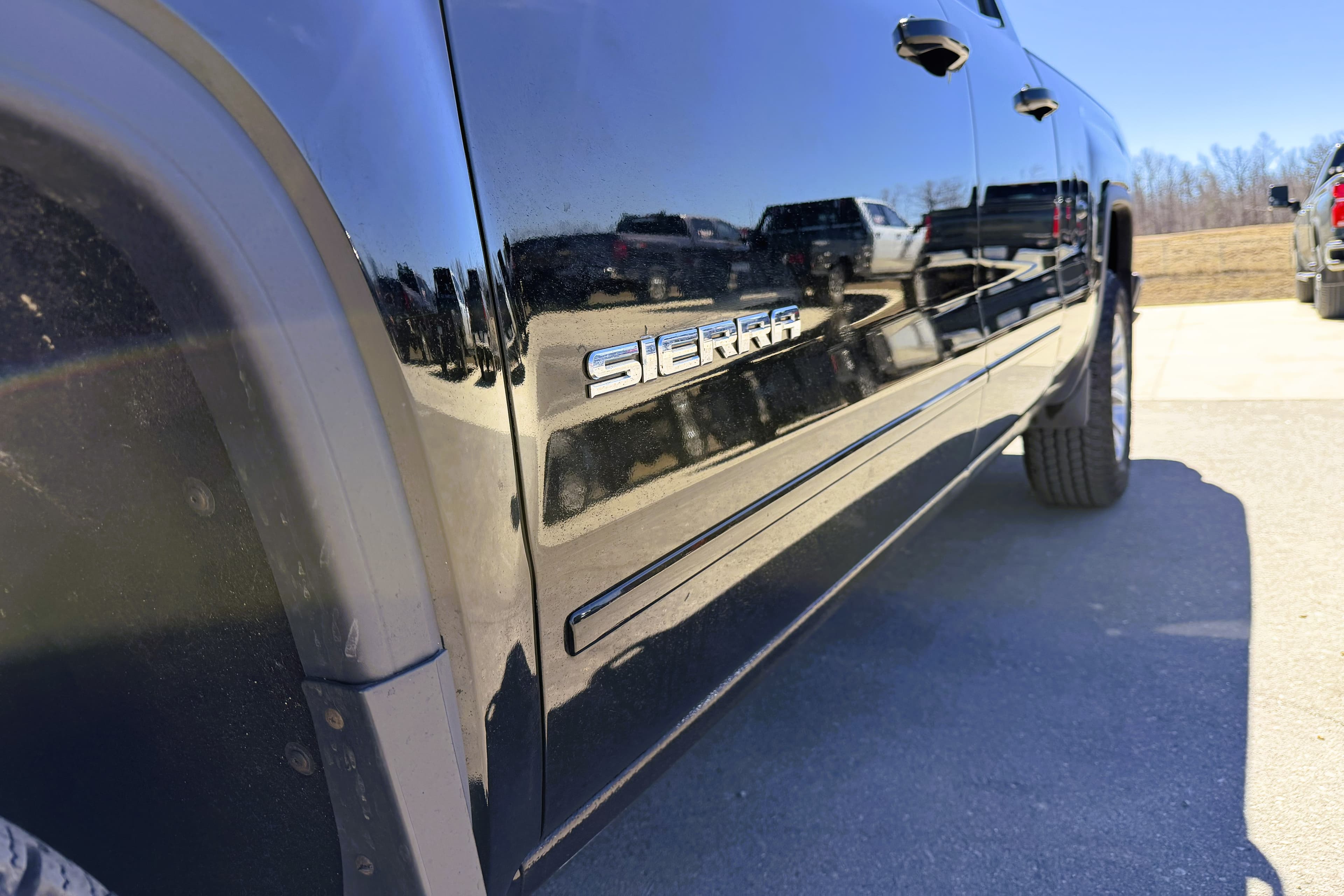 2015 GMC Sierra view 5