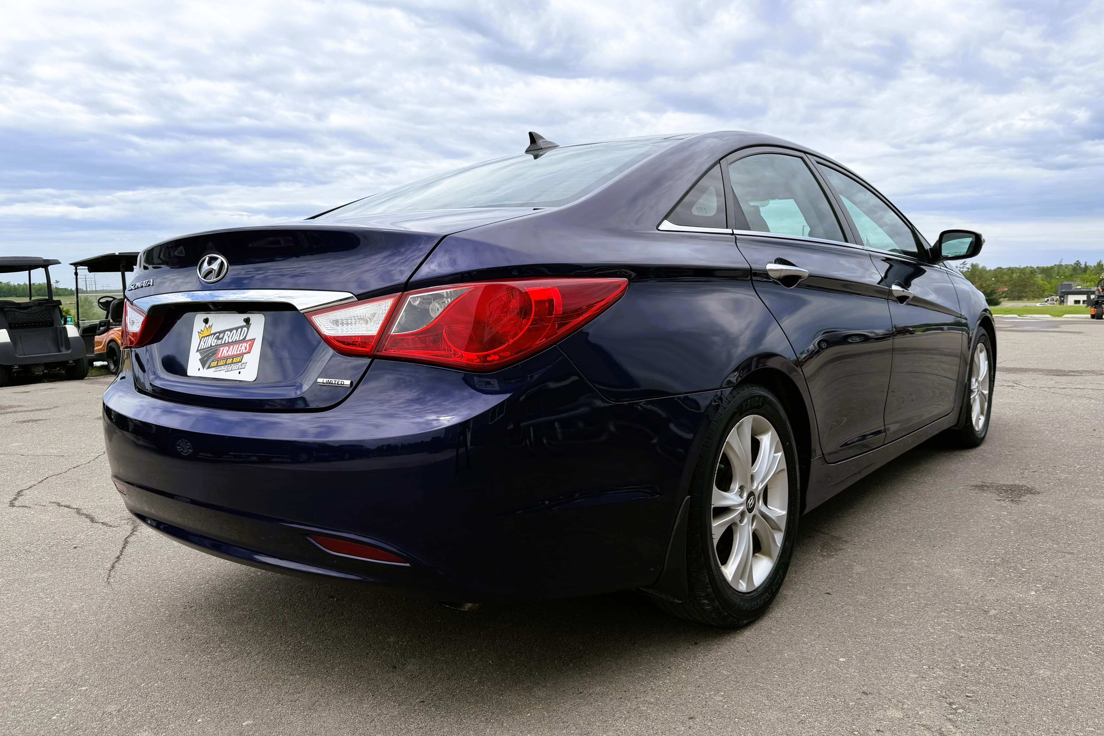 2013 Hyundai Sonata view 8