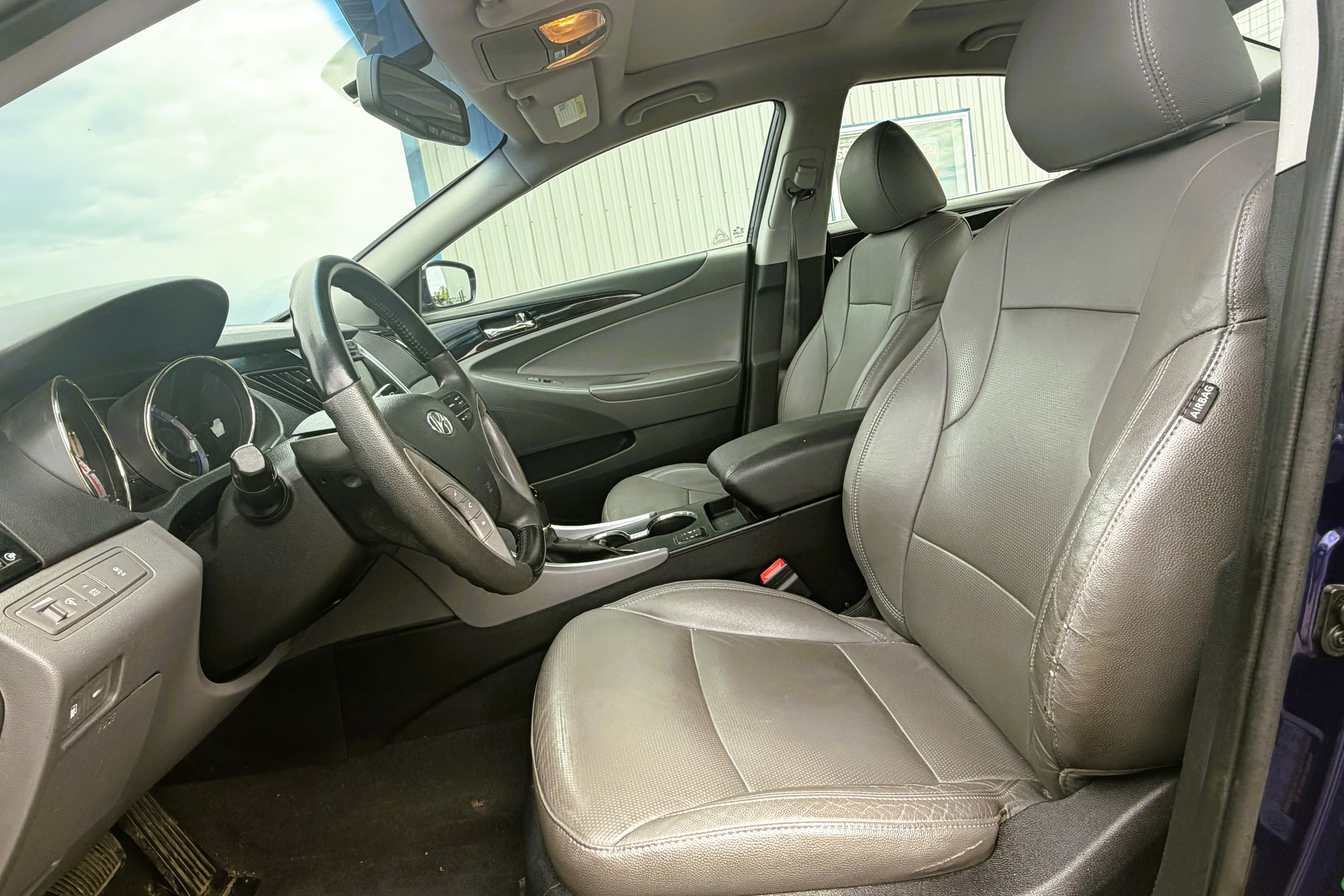 2013 Hyundai Sonata view 10