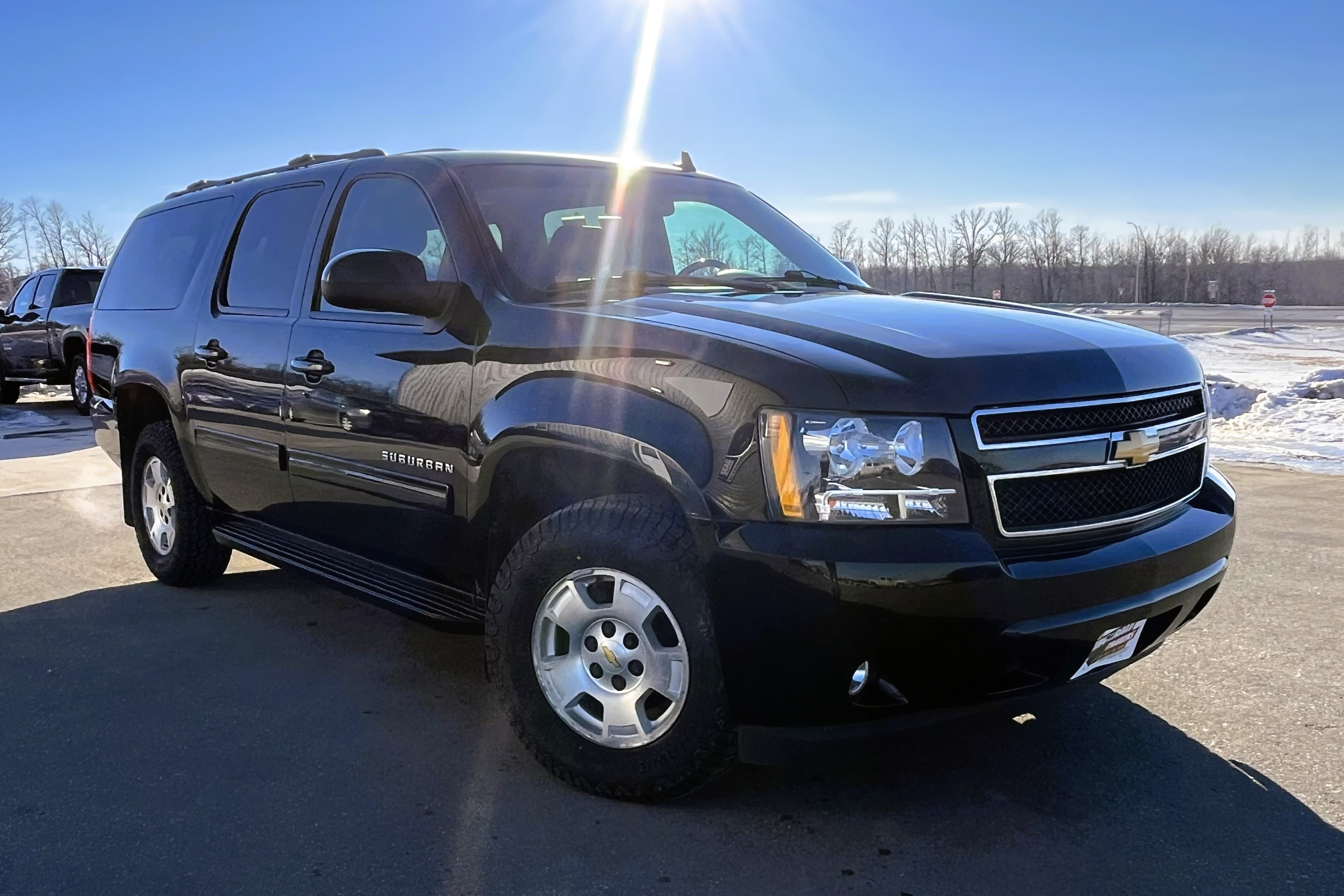2014 Chevy Suburban view 3