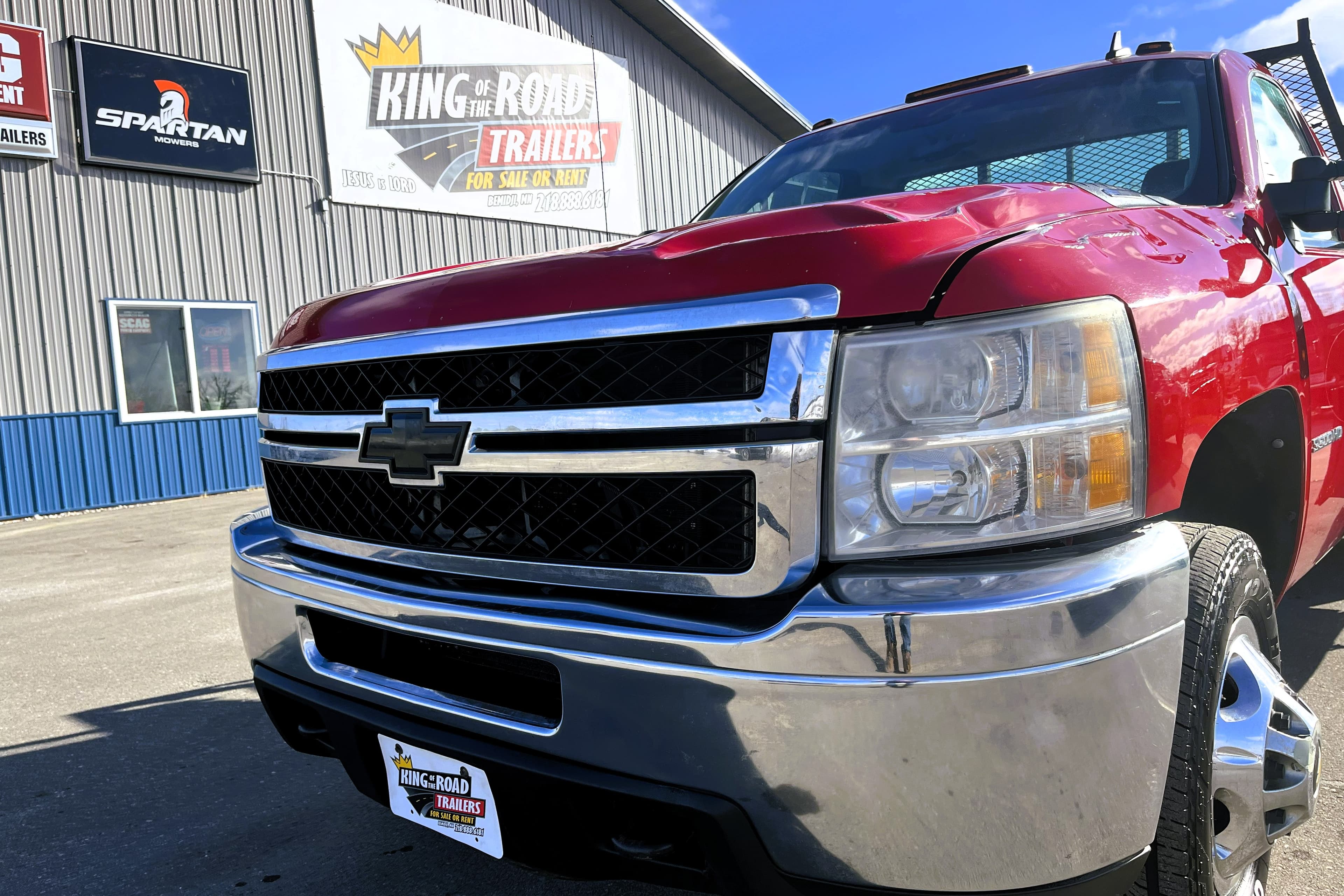 2011 Chevy Silverado 3500 view 3