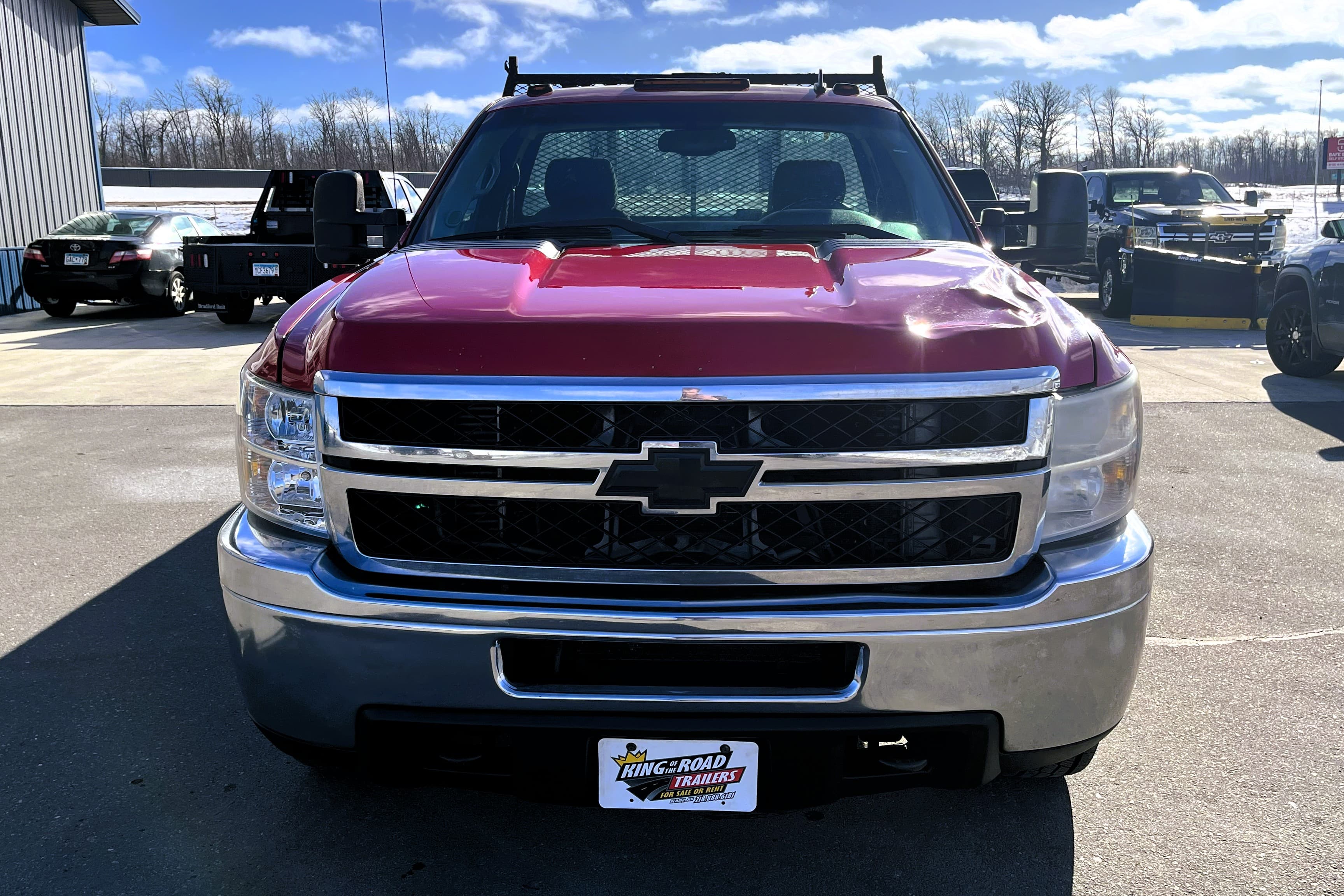 2011 Chevy Silverado 3500 view 4