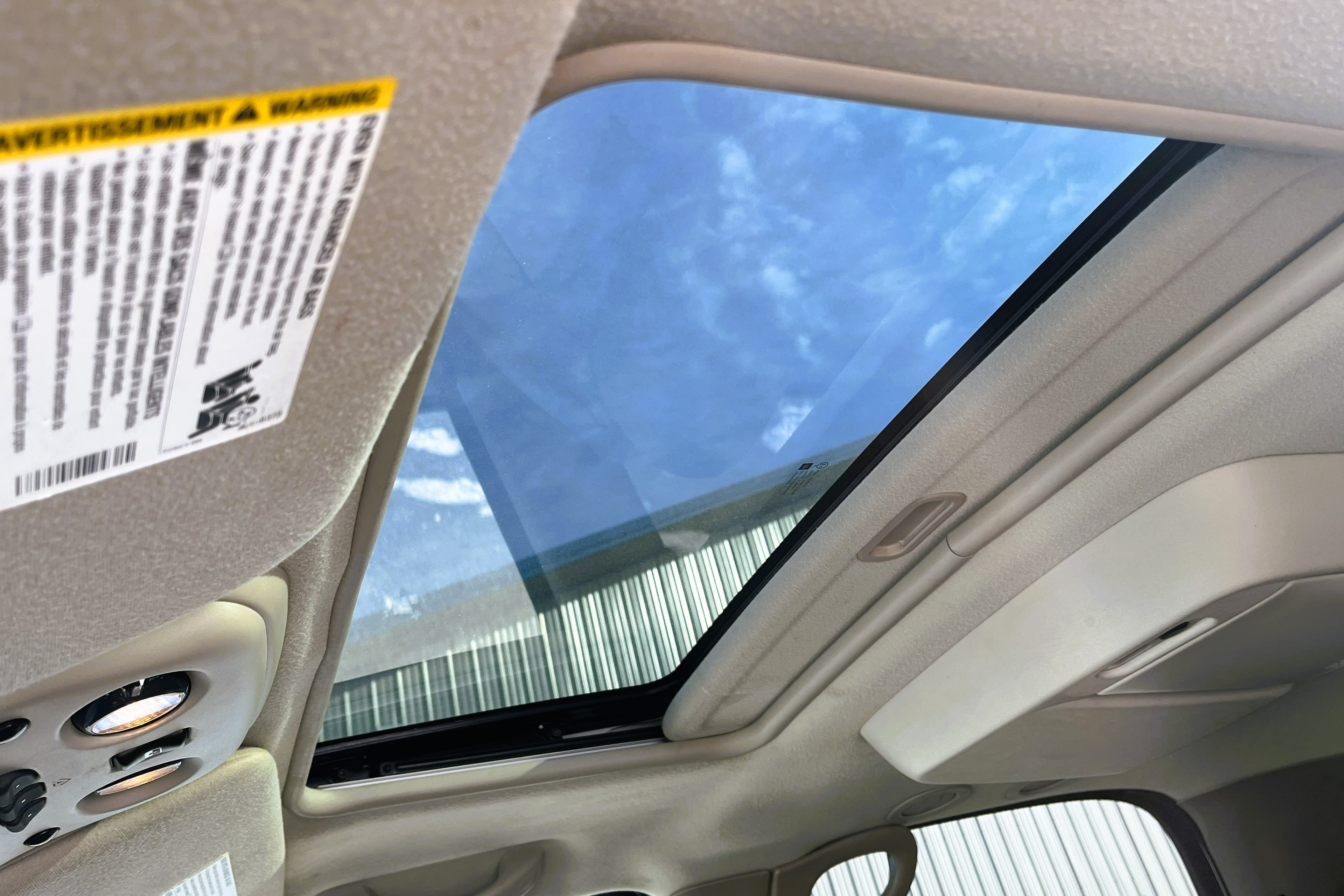 2006 GMC Yukon view 19