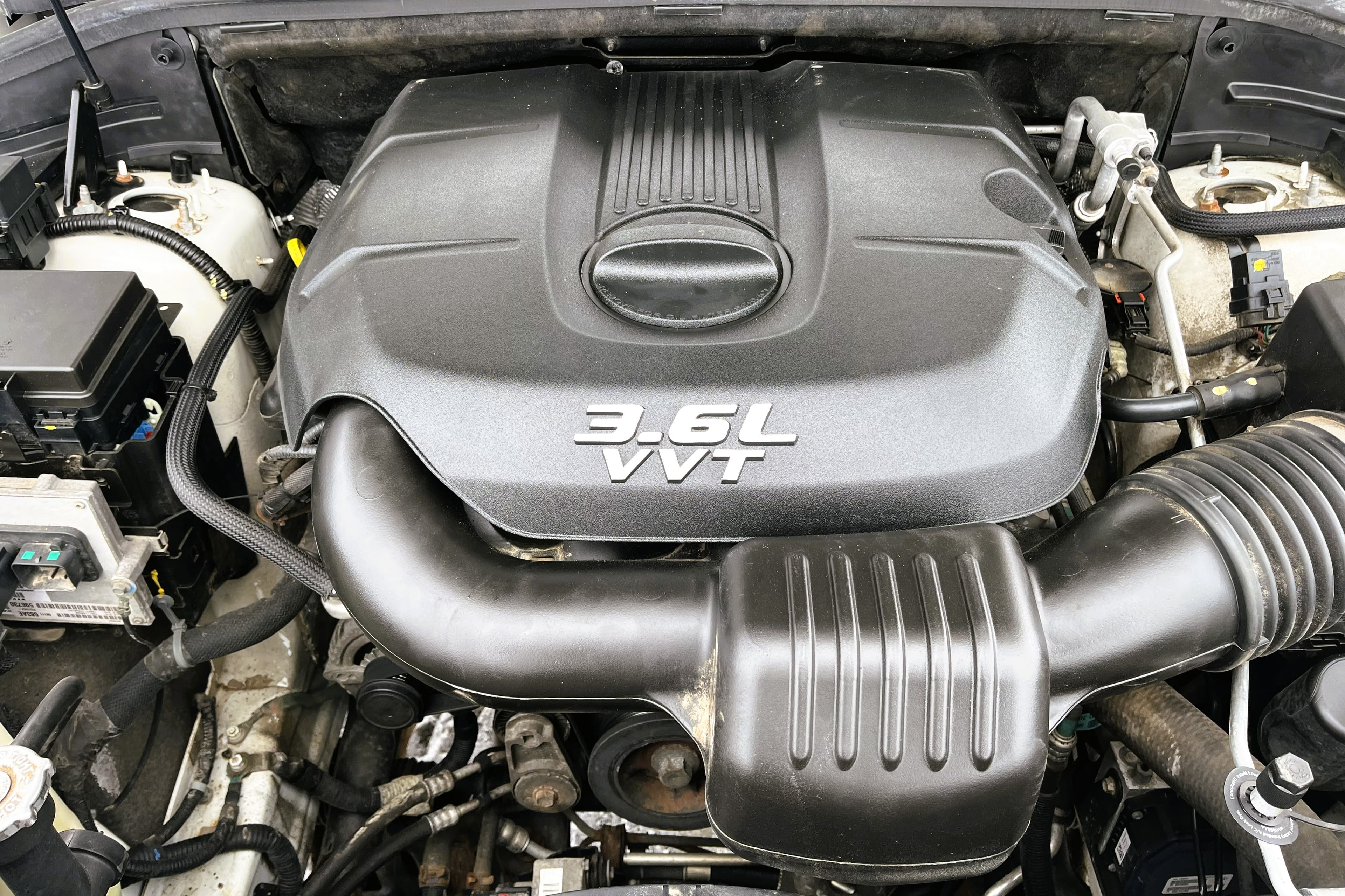 2012 Jeep Grand Cherokee view 17