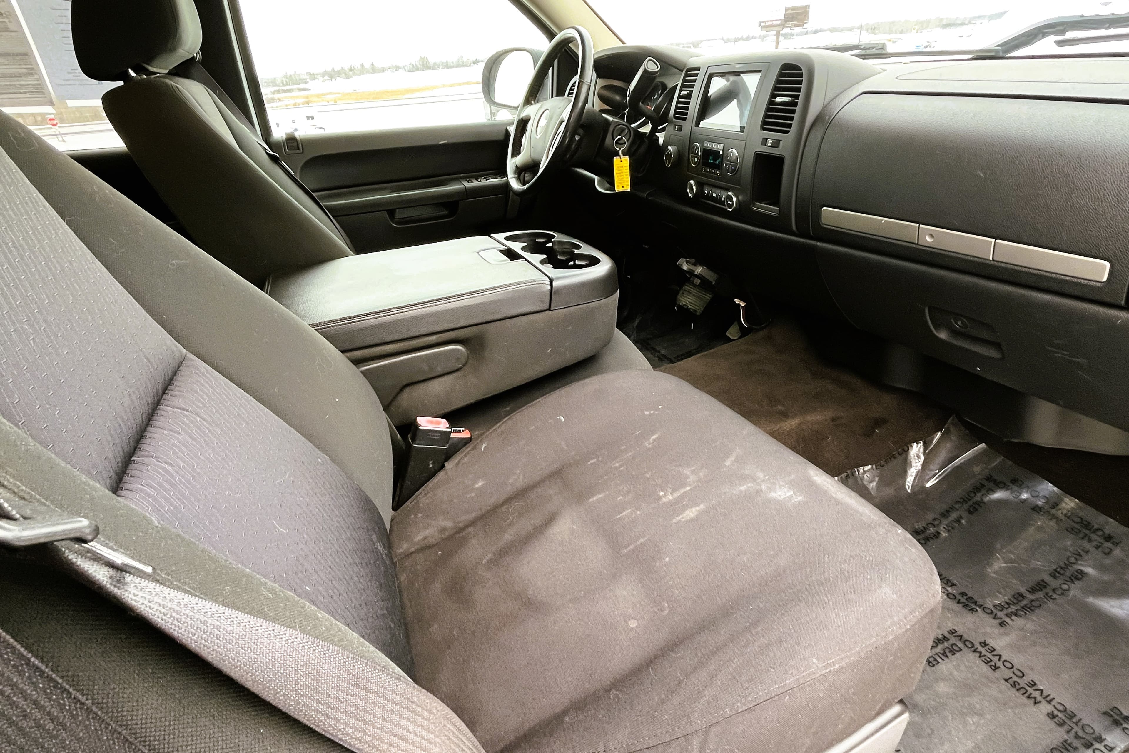 2012 Chevy Silverado view 16