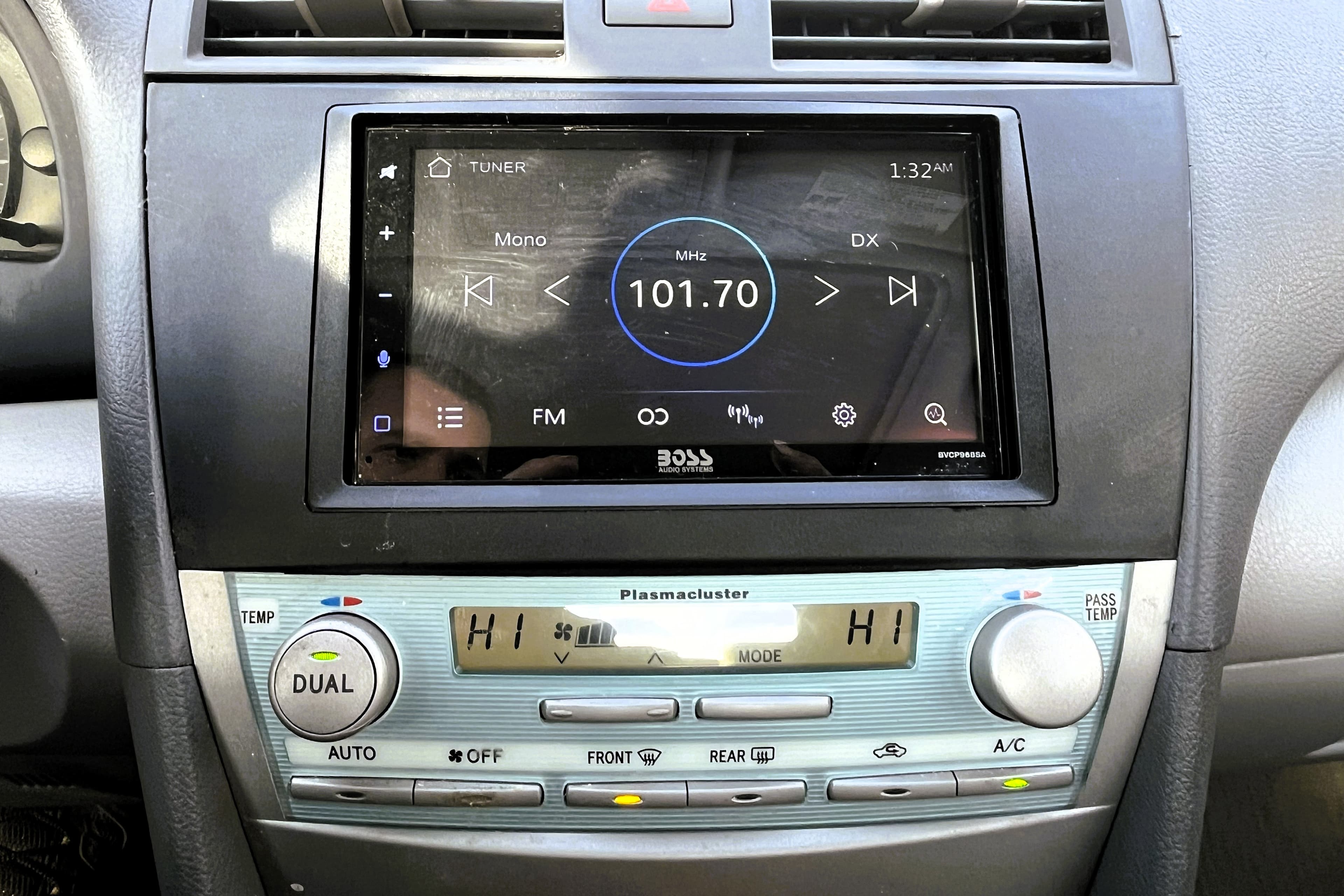 2009 Toyota Camry view 20