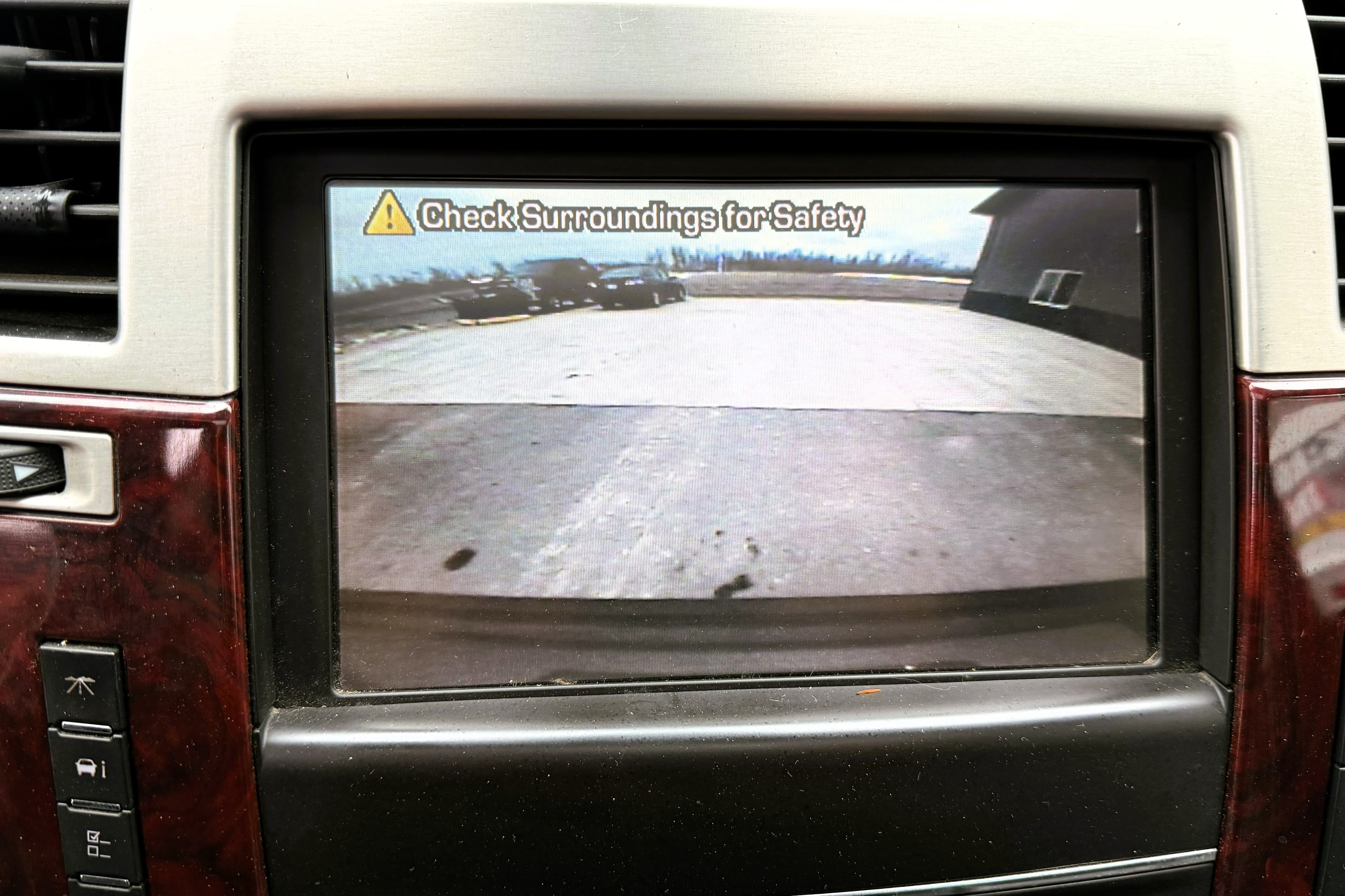 2011 Cadillac Escalade ESV view 18